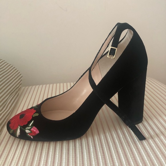 Kate Spade Grove Velvet Embroidered Heels NIB - Picture 7 of 8